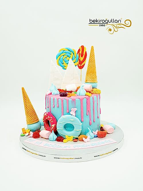Donut Süslemeli Butik Pasta