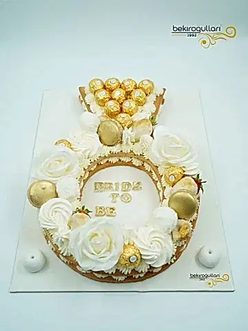 Married Temalı Kurabiye Pasta